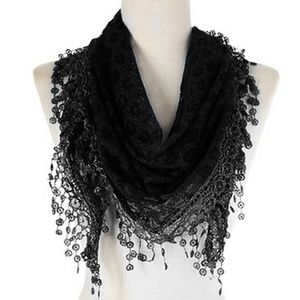 New Fashion Triangle Lace Scarf Black Color
